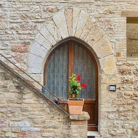 Assisi Anfiteatro Romano Екстериор снимка