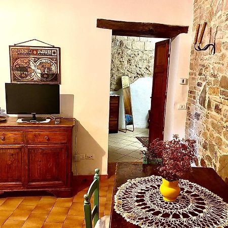 Assisi Anfiteatro Romano Екстериор снимка