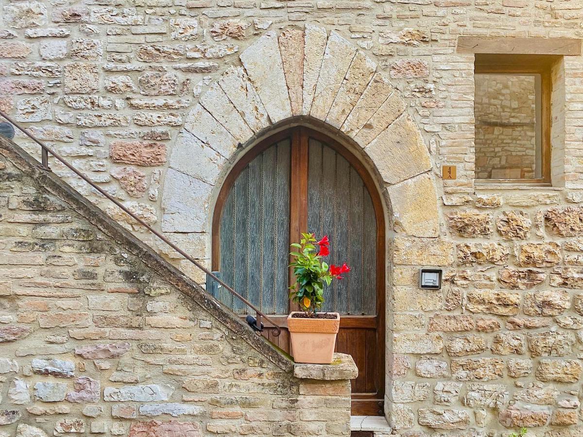 Assisi Anfiteatro Romano Екстериор снимка