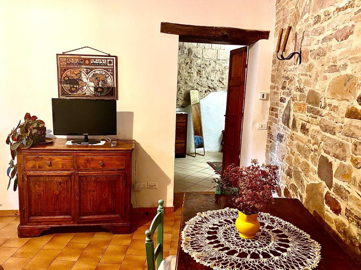Assisi Anfiteatro Romano Екстериор снимка